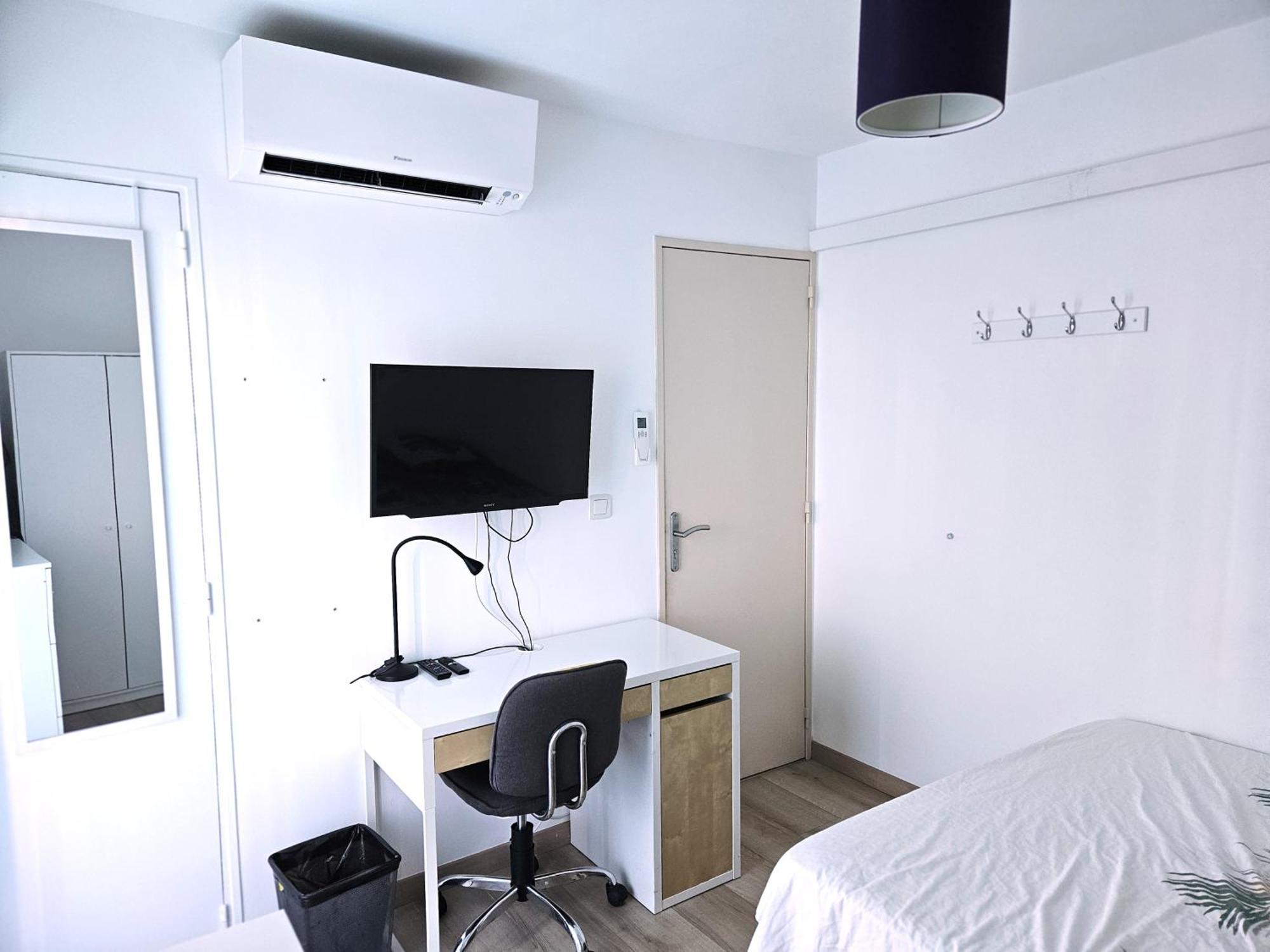 Chambre En Colocation Fille, Proche Mer, Climatisation Toulon Ngoại thất bức ảnh