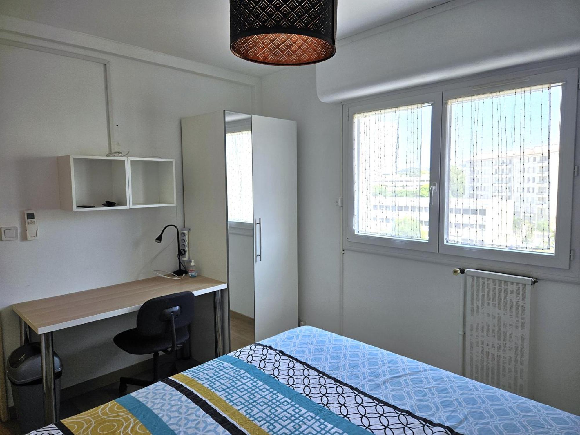 Chambre En Colocation Fille, Proche Mer, Climatisation Toulon Ngoại thất bức ảnh